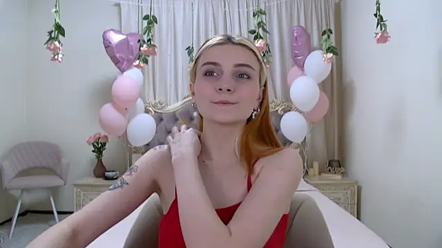 Snapshot of KellyStone chatting on March 2025 07:32:02 PM KellyStone online show from March 2025 07:32:02 PM