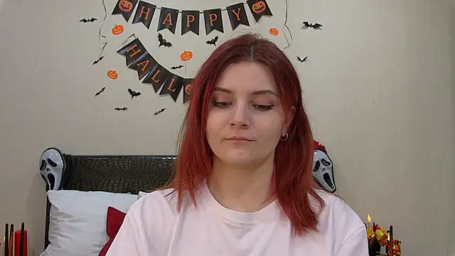 Snapshot of KellyStone chatting on November 2025 05:32:02 AM KellyStone online show from November 2025 05:32:02 AM