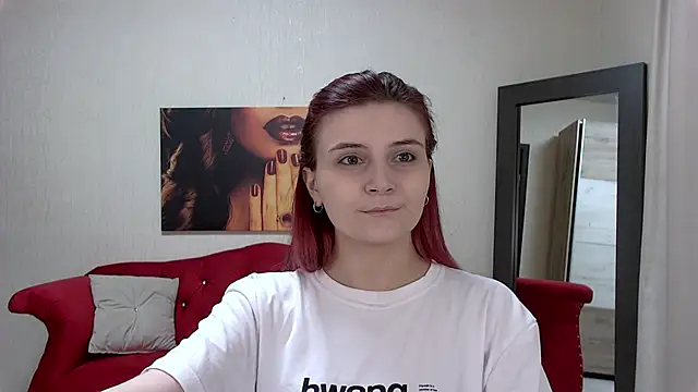 Snapshot of KellyStone chatting on November 2025 05:02:01 PM KellyStone online show from November 2025 05:02:01 PM