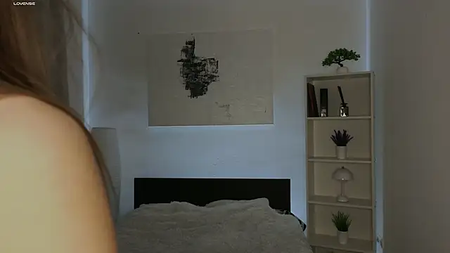 aryamirelle online show from March 2025 09:18:02 PM