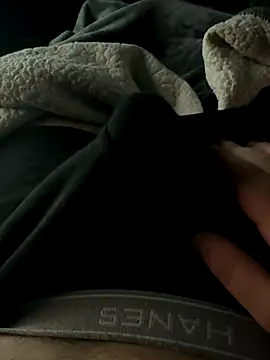 Snapshot of jrizz215 chatting on November 2025 09:47:01 PM jrizz215 online show from November 2025 09:47:01 PM