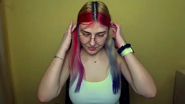 Snapshot of Luna_Lush_ chatting on March 2025 11:41:01 AM Luna Lush online show from March 2025 11:41:01 AM