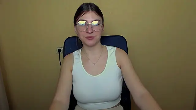 Snapshot of Luna_Lush_ chatting on November 2025 09:10:01 AM Luna Lush online show from November 2025 09:10:01 AM