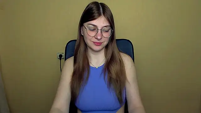 Snapshot of Luna_Lush_ chatting on April 2026 08:52:02 AM Luna Lush online show from April 2026 08:52:02 AM