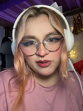 SophiaWeestt99 online show from May 2026 03:46:02 AM