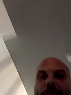 Javierchico online show from June 2026 04:38:02 PM