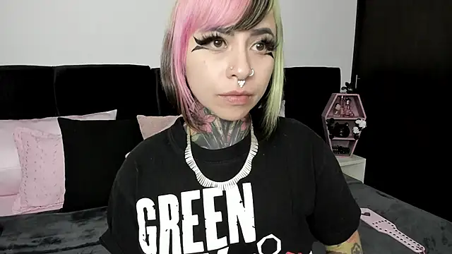 NikkiRamone online show from February 2025 12:58:02 PM