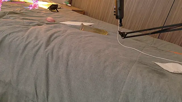 Snapshot of oceanthesquirter chatting on February 2025 01:30:02 PM oceanthesquirter online show from February 2025 01:30:02 PM