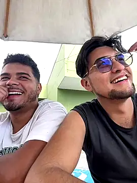 thiagowes online show from November 2025 08:33:02 PM