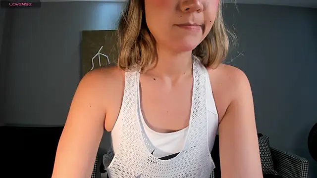 RebeccaHudson online show from March 2026 07:17:01 PM