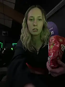 M1ssyk1ssy online show from December 2024 12:20:01 AM