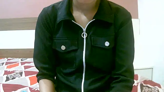 collage hoty online show from November 2025 02:56:01 PM