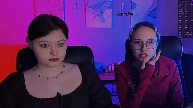 nikole kitt online show from February 2026 08:25:02 PM