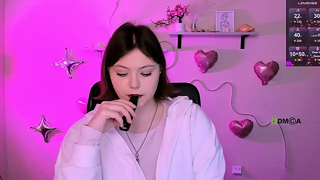 Snapshot of nikole_kitt chatting on February 2026 07:54:01 PM nikole kitt online show from February 2026 07:54:01 PM