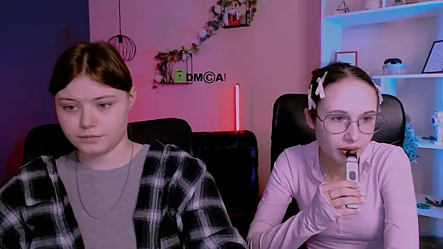 Snapshot of nikole_kitt chatting on March 2026 08:13:01 PM nikole kitt online show from March 2026 08:13:01 PM