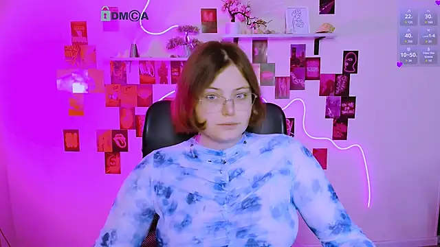 Snapshot of nikole_kitt chatting on April 2026 07:07:01 PM nikole kitt online show from April 2026 07:07:01 PM