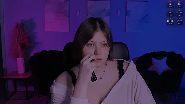 nikole kitt online show from April 2026 02:51:02 AM