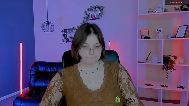 nikole kitt online show from May 2026 07:00:02 PM