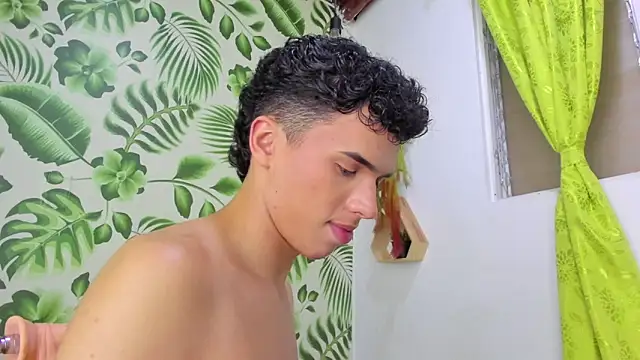 SEANTROYY online show from February 2025 06:51:02 AM