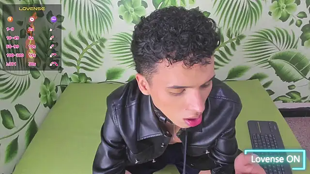 SEANTROYY online show from February 2025 10:08:02 AM