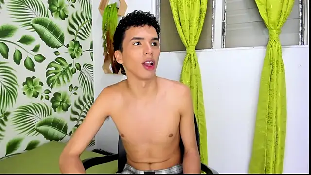 SEANTROYY online show from February 2025 03:56:02 AM