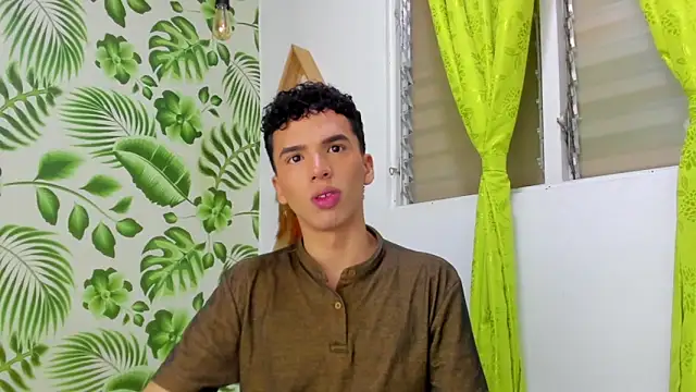 SEANTROYY online show from March 2025 03:56:01 AM