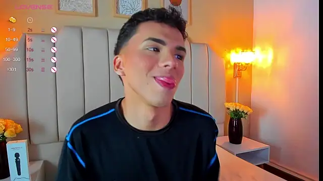 SEANTROYY online show from September 2025 03:54:01 AM