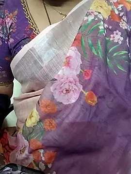 gaurika18 online show from November 2025 05:10:02 AM