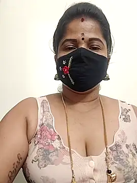 gaurika18 online show from April 2026 09:30:02 PM