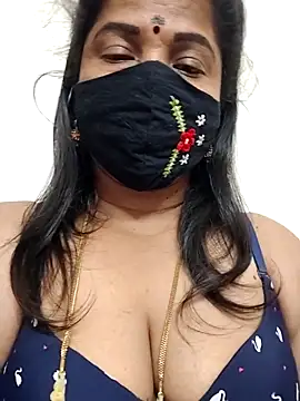 gaurika18 online show from May 2026 03:07:02 PM