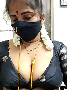 gaurika18 online show from June 2026 04:48:01 PM