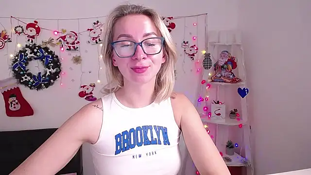 Snapshot of VasilisaSii chatting on December 2024 09:52:02 AM VasilisaSii online show from December 2024 09:52:02 AM