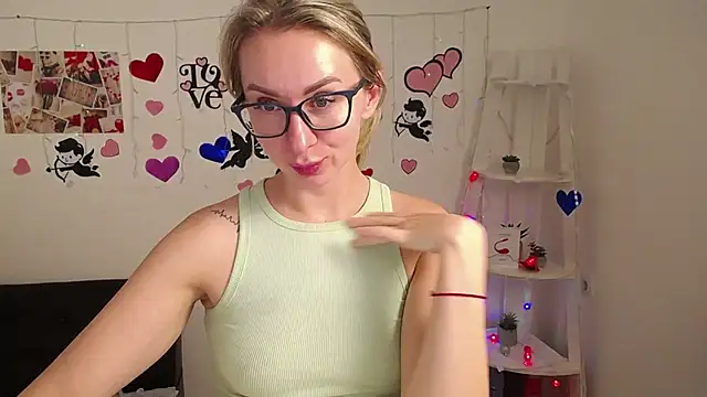 Snapshot of VasilisaSii chatting on January 2025 03:34:02 PM VasilisaSii online show from January 2025 03:34:02 PM