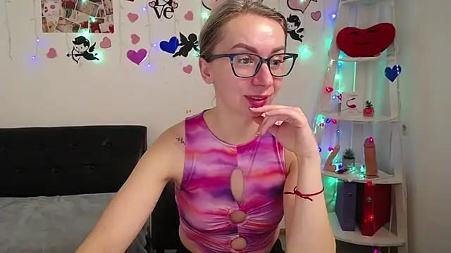 Snapshot of VasilisaSii chatting on February 2025 06:12:02 AM VasilisaSii online show from February 2025 06:12:02 AM