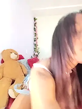 kymmgolden online show from February 2026 12:15:01 PM