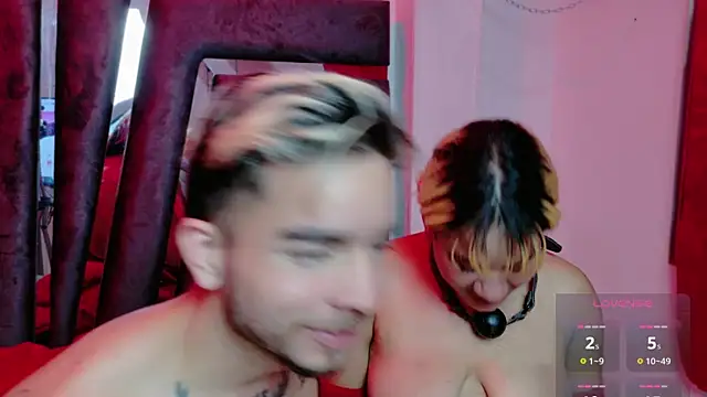 AliceandMax online show from February 2025 08:07:02 PM