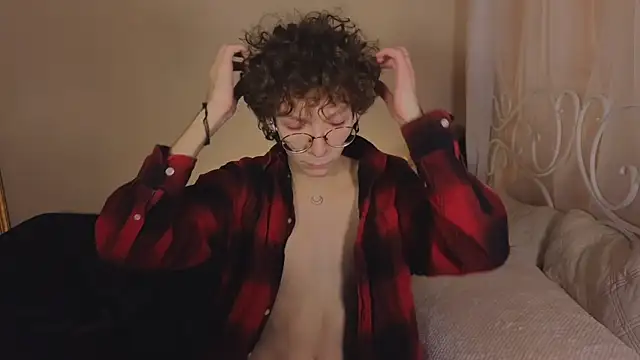 Snapshot of TommieH chatting on March 2025 05:52:02 AM TommieH online show from March 2025 05:52:02 AM