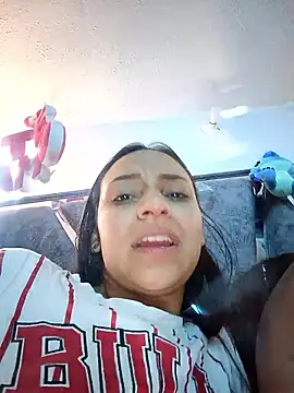 Snapshot of emma_ambar chatting on January 2026 06:01:01 PM emma ambar online show from January 2026 06:01:01 PM