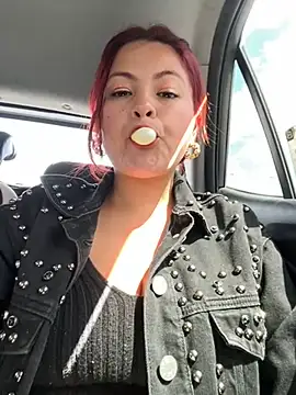 lia moon77 online show from December 2024 04:38:01 PM