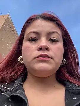 lia moon77 online show from December 2024 07:29:02 PM