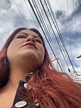 lia moon77 online show from December 2024 06:37:02 PM