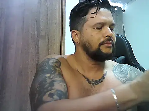 tupapito00 online show from March 2026 04:02:01 PM