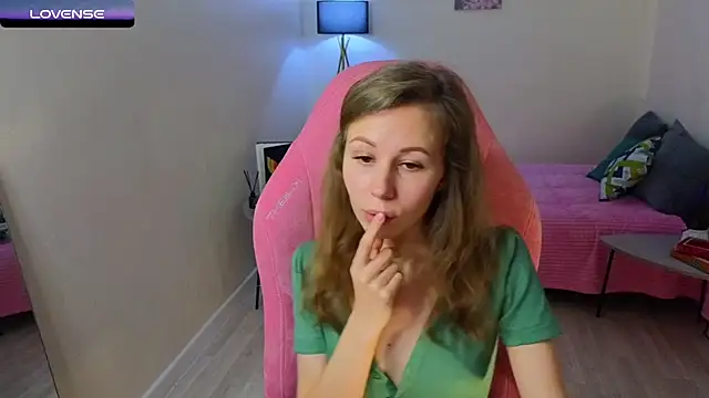 Lill Mary online show from December 2024 03:16:02 AM