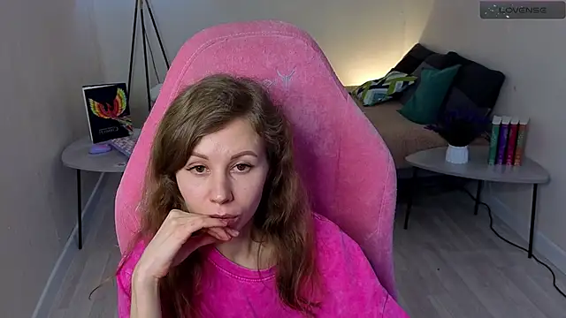 Lill Mary online show from February 2025 05:10:01 AM