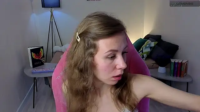 Lill Mary online show from February 2025 12:59:02 AM