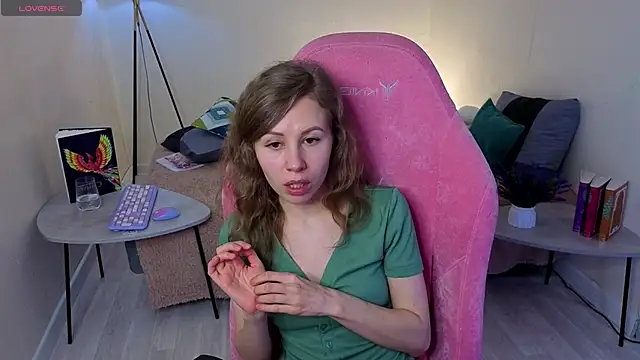 Lill Mary online show from February 2025 05:30:01 AM