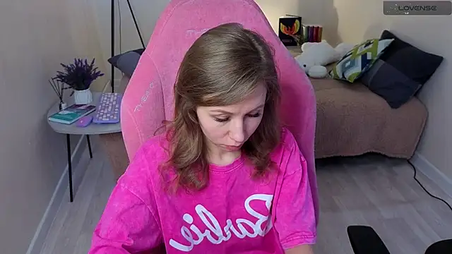 Lill Mary online show from February 2025 07:37:02 AM