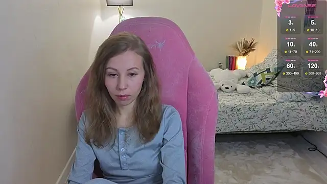 Lill Mary online show from October 2025 12:02:01 AM