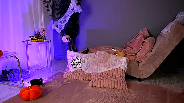 Snapshot of BetsyGonzale chatting on October 2025 04:59:01 AM BetsyGonzale online show from October 2025 04:59:01 AM