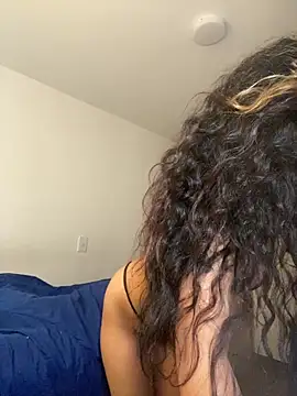 baby lizy online show from October 2025 09:48:02 PM